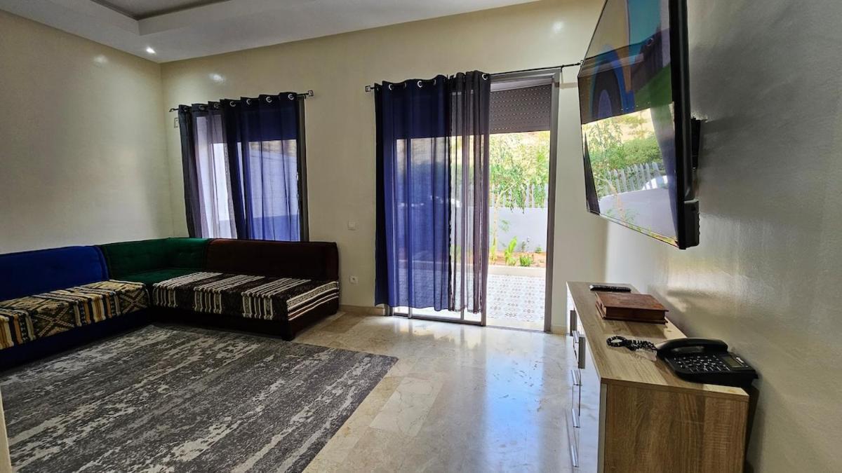Elegant With Sea View Villa